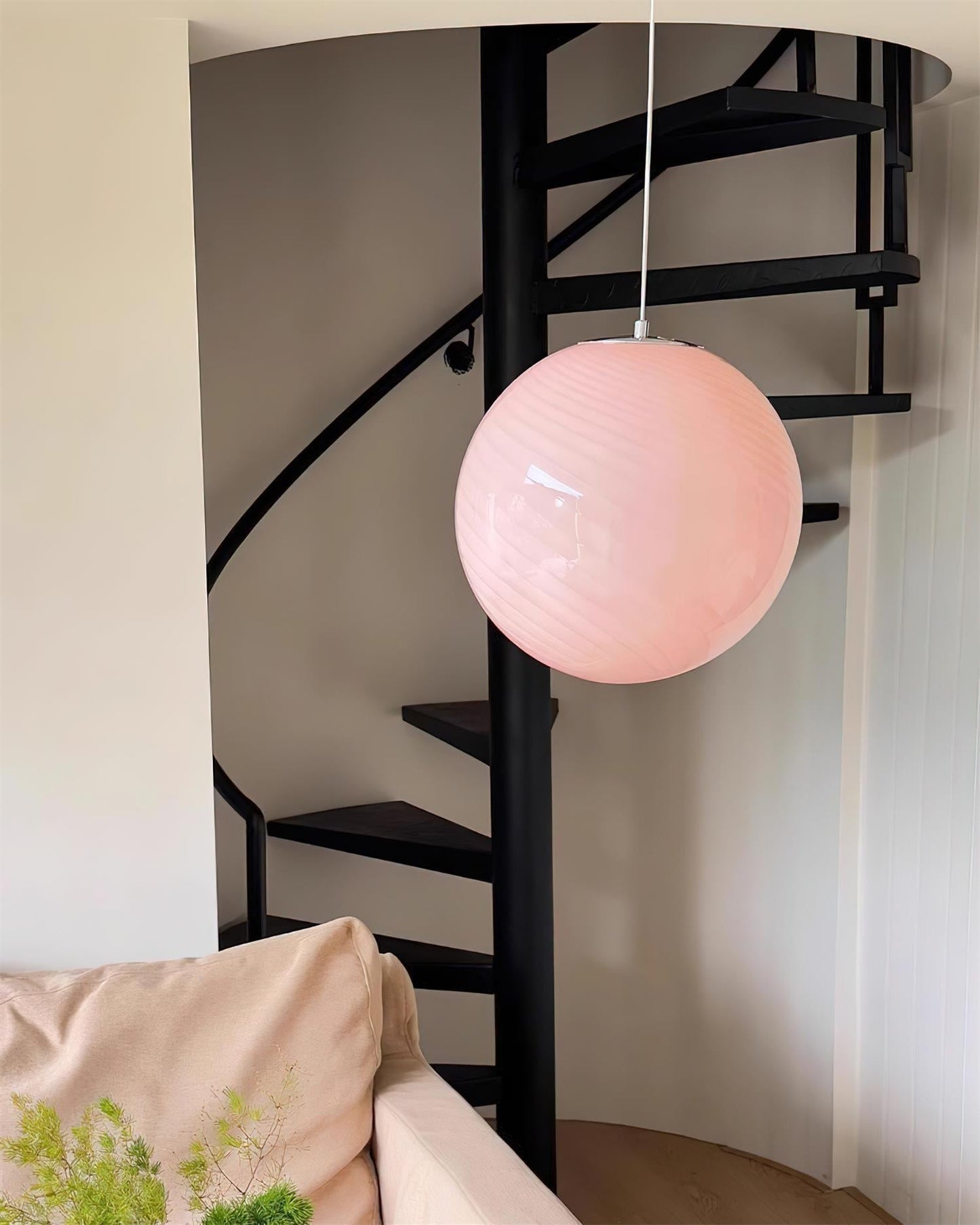 Pendant Lamp Retro with Swirl Glass Globe Shade