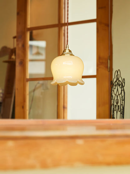 Pendant Lamp Vintage with Flower-Shaped Glass Shade and Brass Fitting
