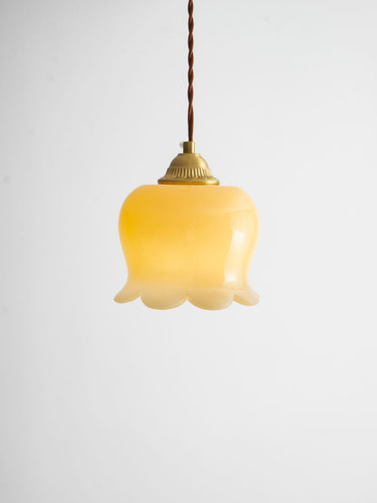 Pendant Lamp Vintage with Flower-Shaped Glass Shade and Brass Fitting
