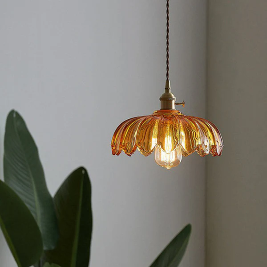 Pendant Lamp Vintage with Flower-Shaped Glass Shade and Brass Fitting