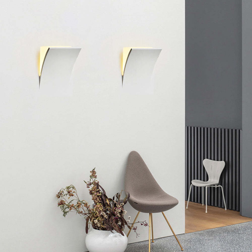 Recessed Wall Lamp Minimalist with Sculptural Plaster Shade and Warm LED Light