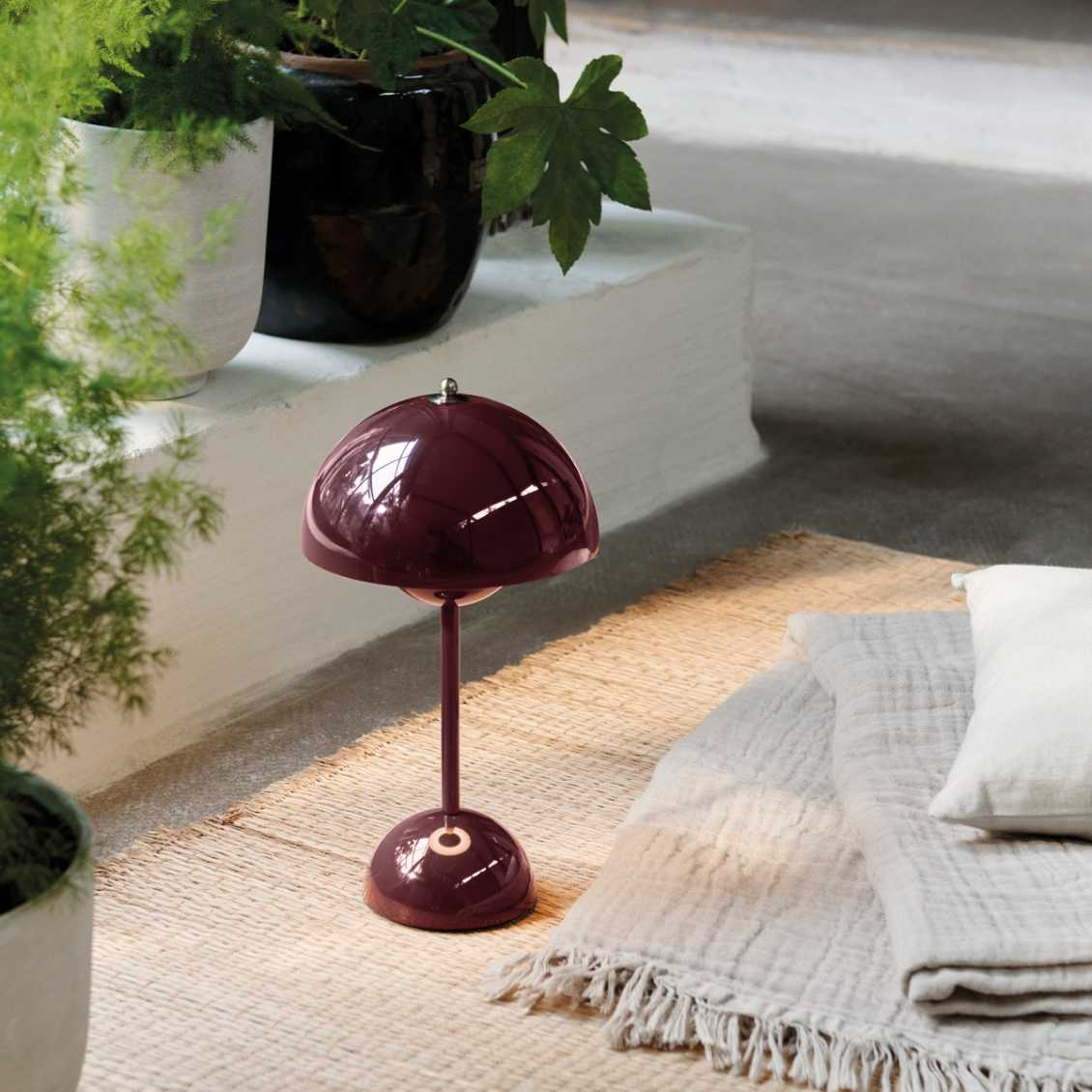 Retro Mushroom Table Lamp Cordless Rechargeable with Dome Shade