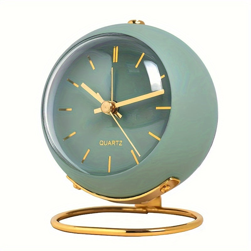 Retro Round Analogue Alarm Clock with Night Light