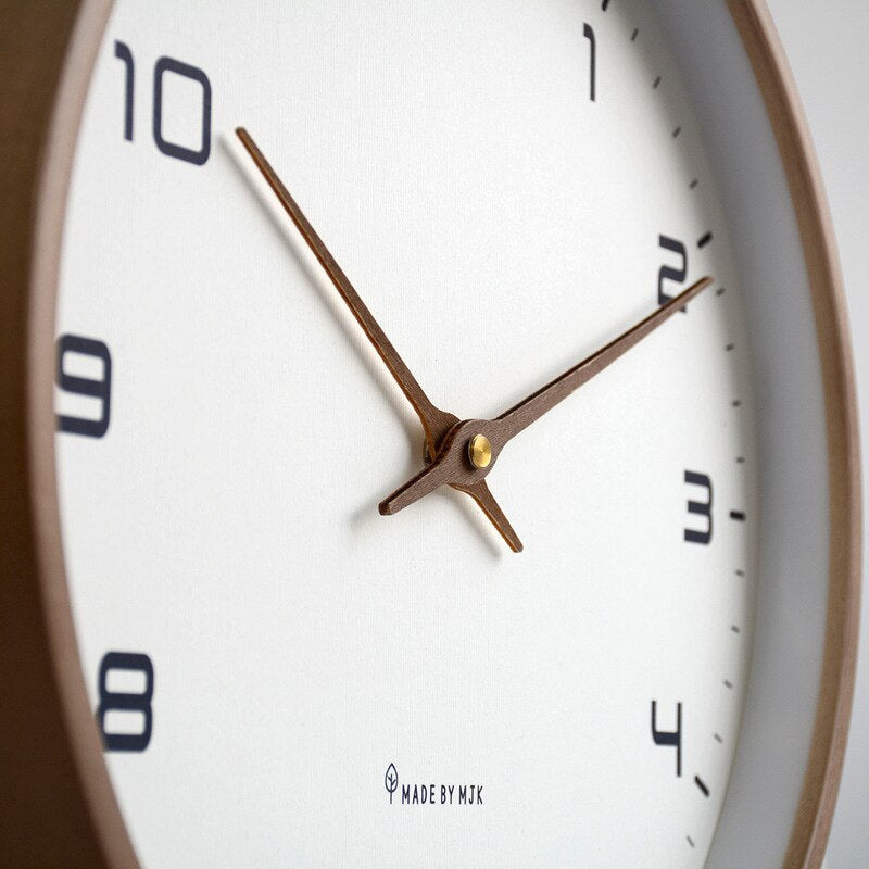 Round Wall Clock Scandinavian Minimalist Design with Quartz Movement