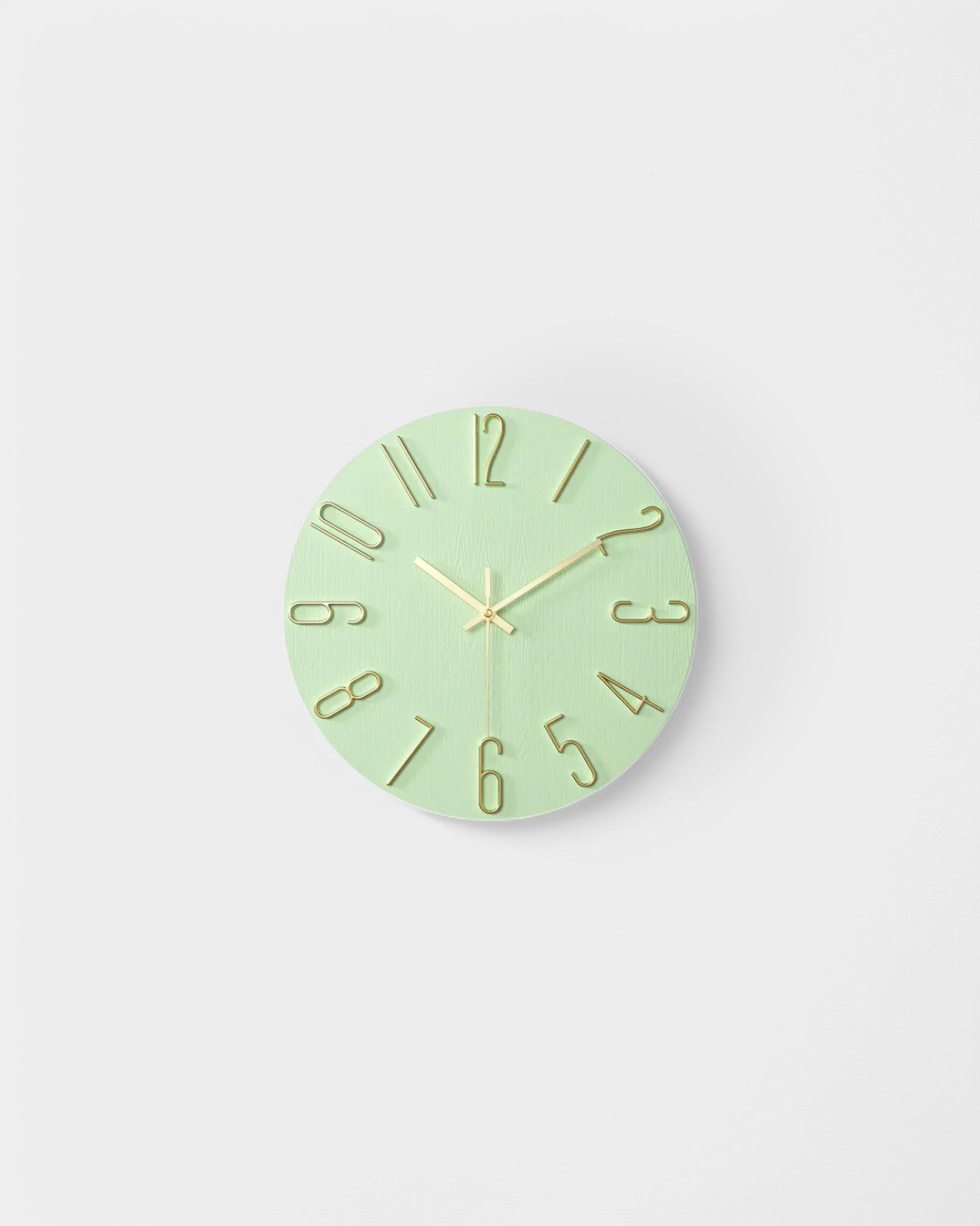 Round Wall Clock with 3D Raised Numbers Minimalist Design