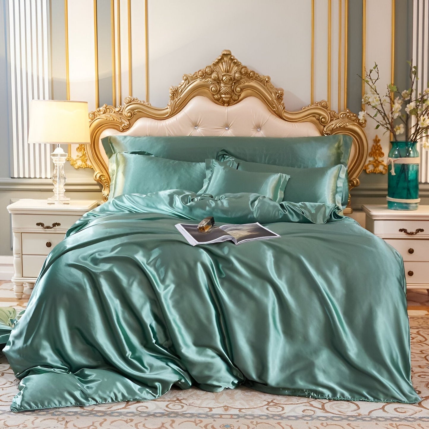 Satin Duvet Cover Set with 2 Pillowcases, Glossy Finish