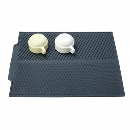 Silicone Dish Drying Mat with Ridged Drainage Surface and Rollable Design