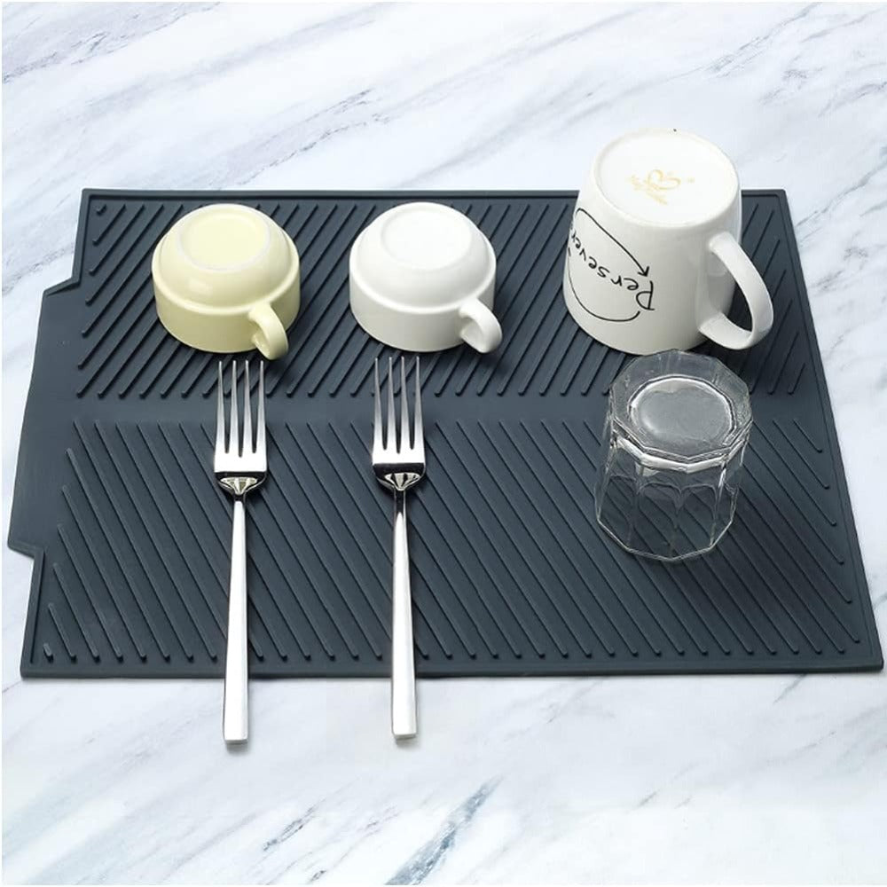 Silicone Dish Drying Mat with Ridged Drainage Surface and Rollable Design