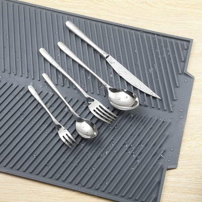 Silicone Dish Drying Mat with Ridged Drainage Surface and Rollable Design