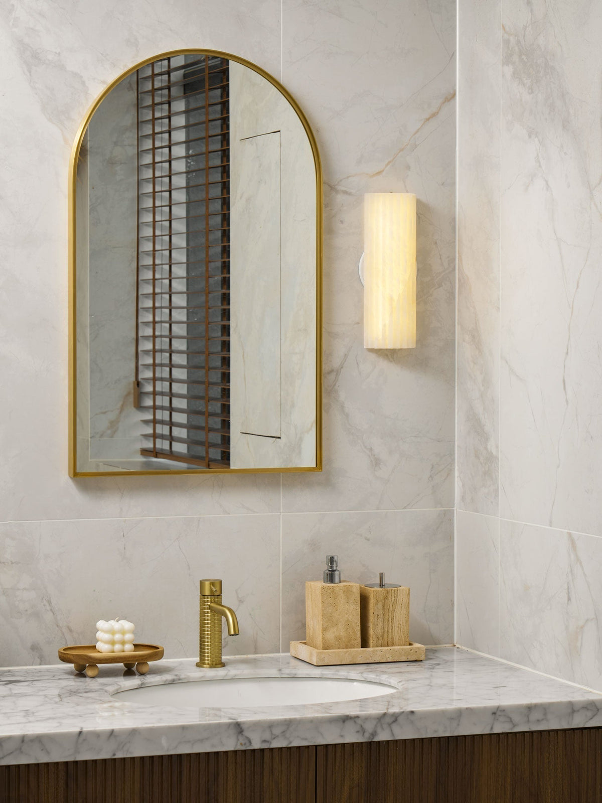 Wall Lamp Art Deco with Alabaster Stone Shade and Integrated LED