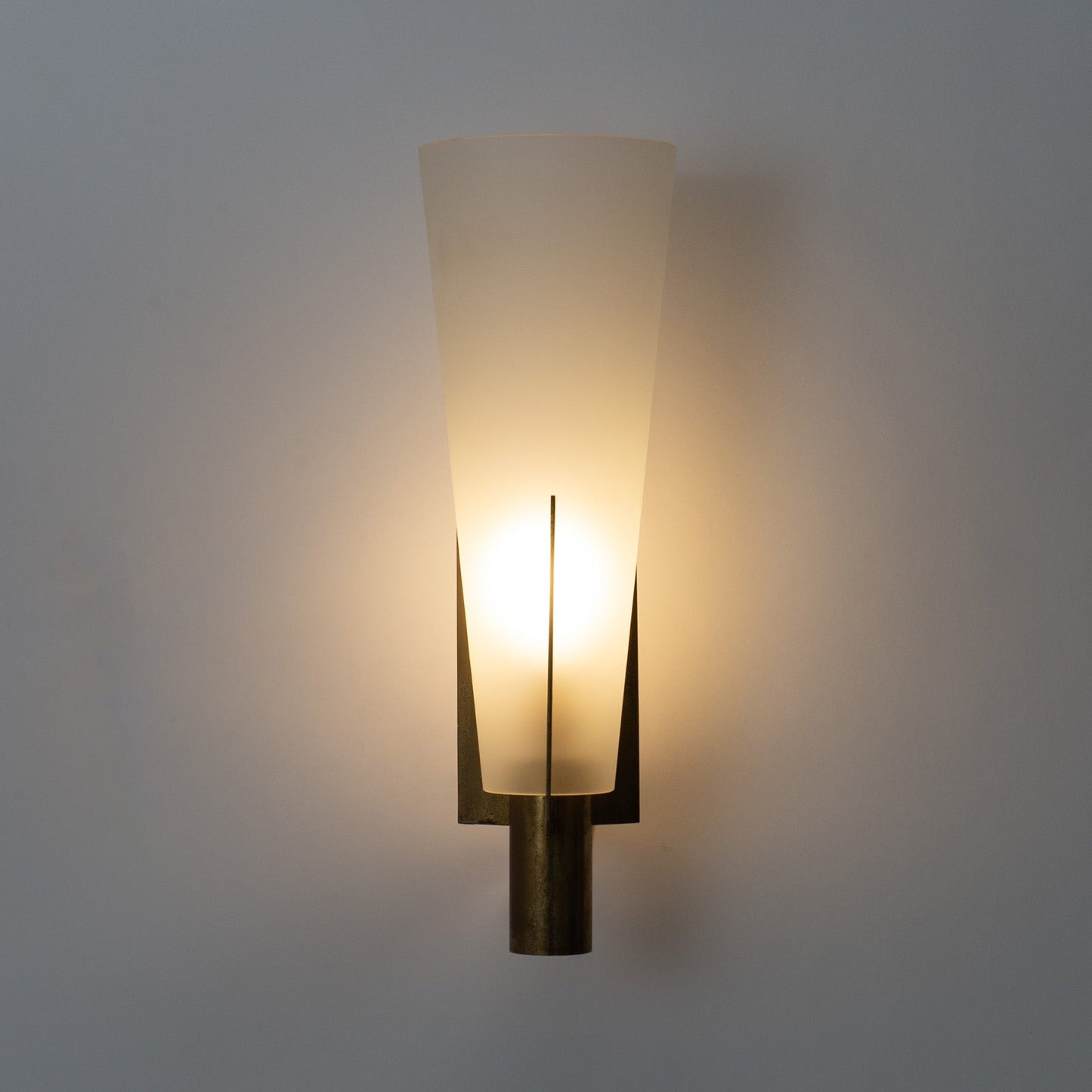 Wall Lamp Art Deco with Conical Glass Shade and Brass Finish