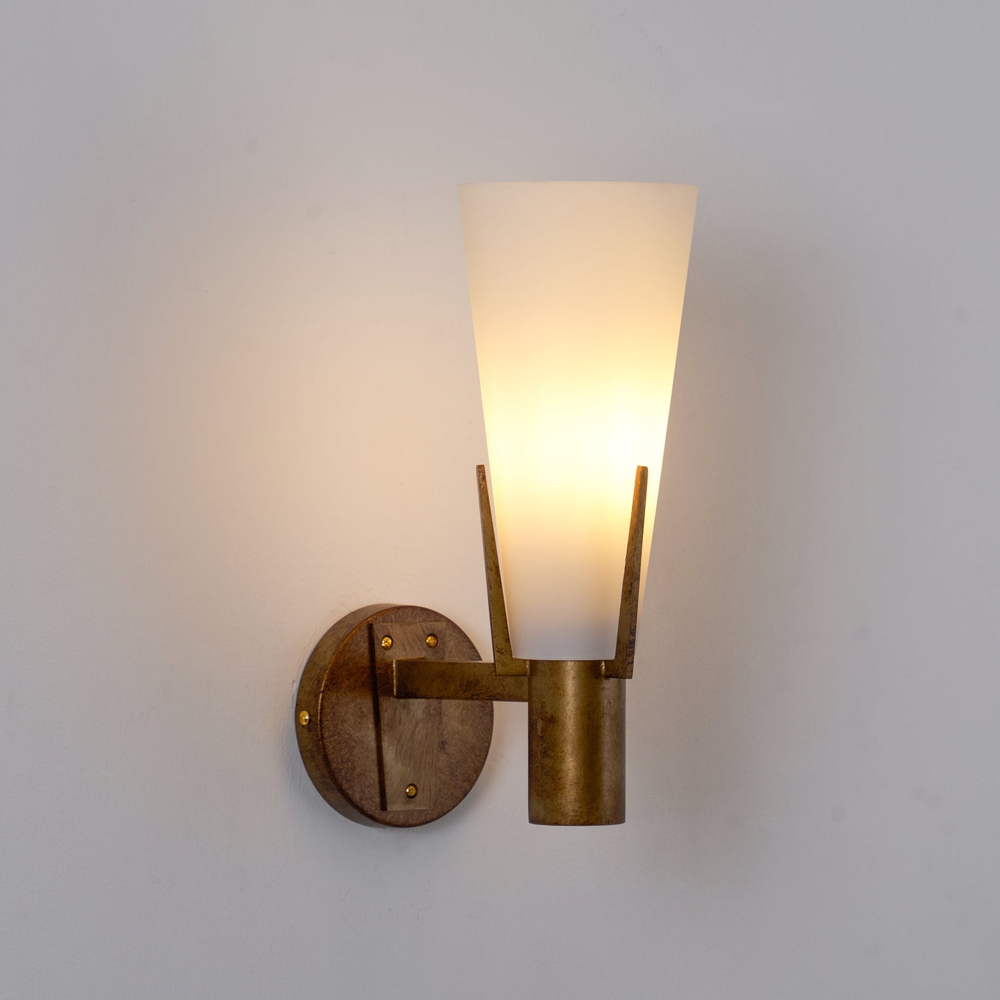 Wall Lamp Art Deco with Conical Glass Shade and Brass Finish