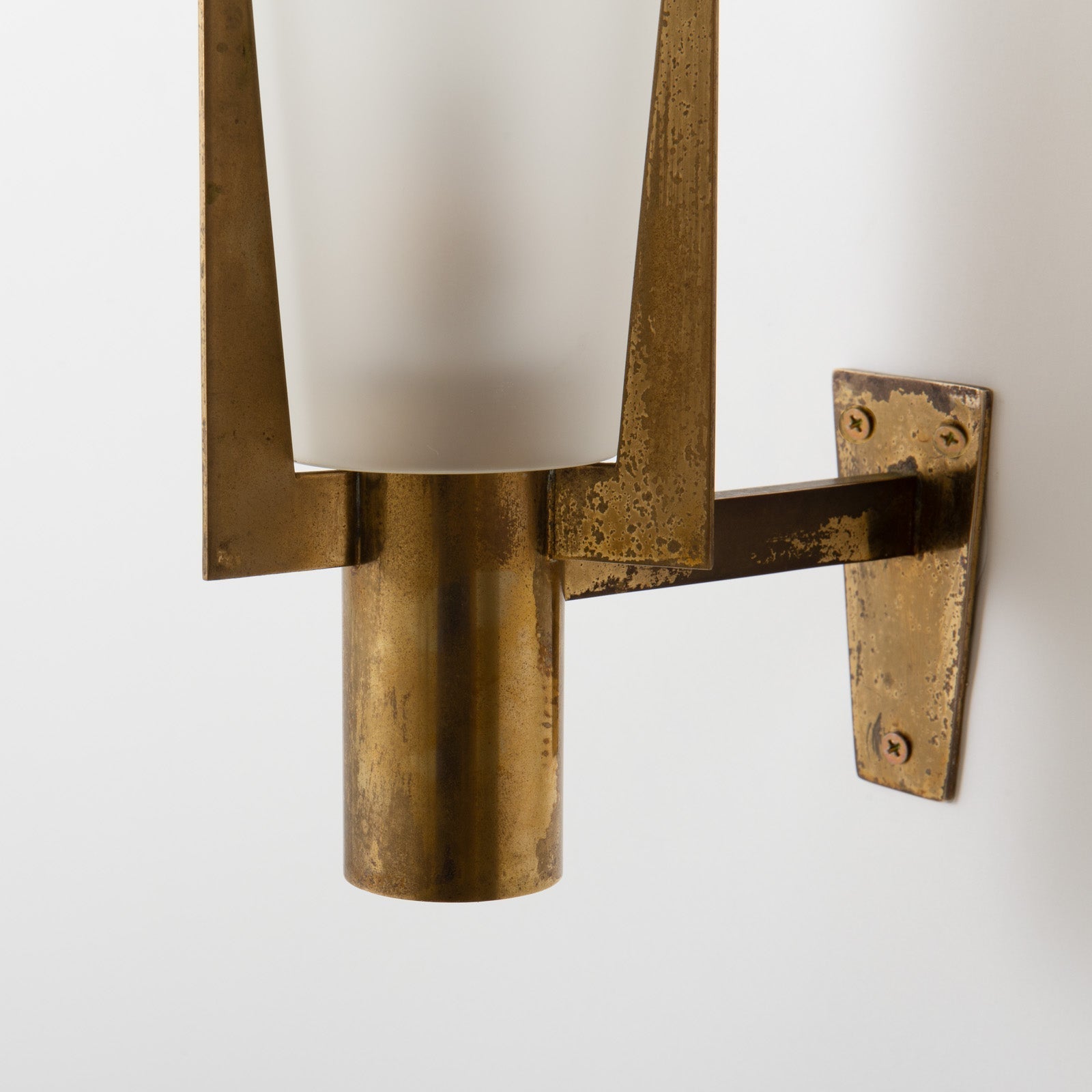 Wall Lamp Art Deco with Conical Glass Shade and Brass Finish