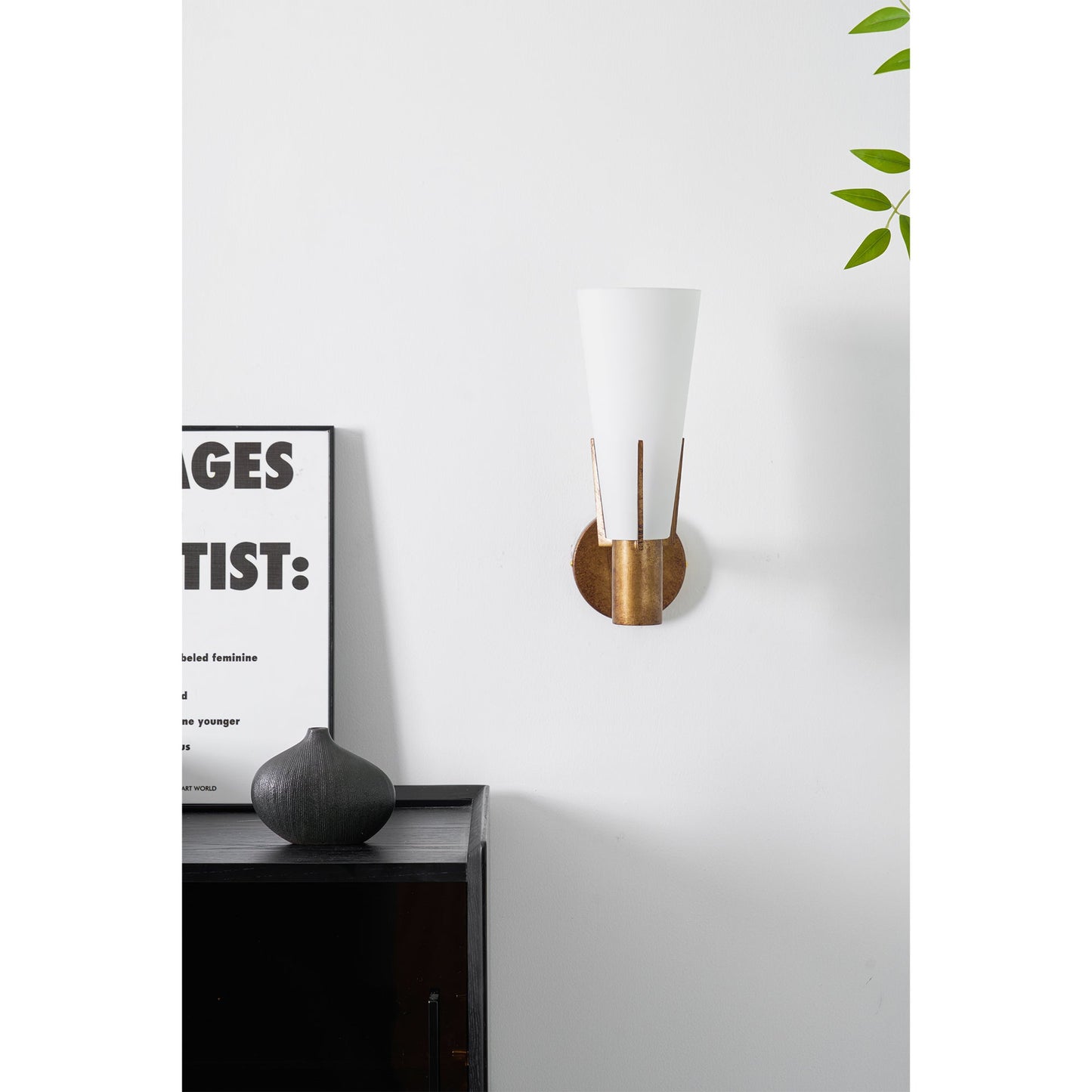 Wall Lamp Art Deco with Conical Glass Shade and Brass Finish
