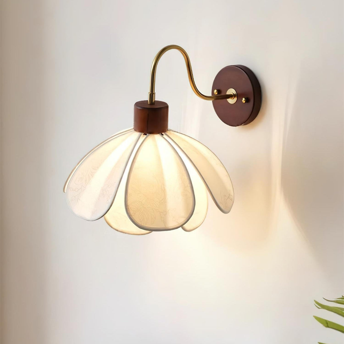 Wall Lamp Bohemian Floral Petal Shade with Wood and Brass Arm