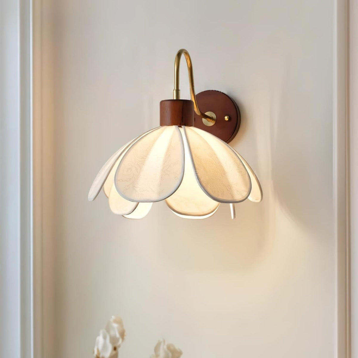 Wall Lamp Bohemian Floral Petal Shade with Wood and Brass Arm