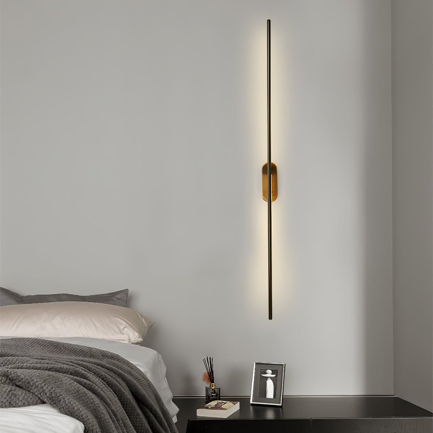 Wall Lamp Minimalist LED Stick Sconce with Integrated Light