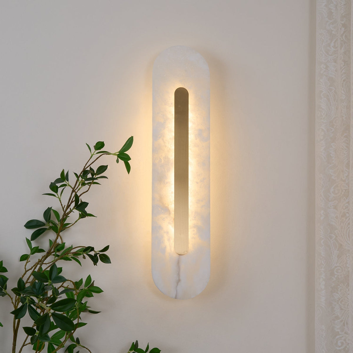 Wall Lamp Modern Alabaster with Integrated LED and Brass Finish