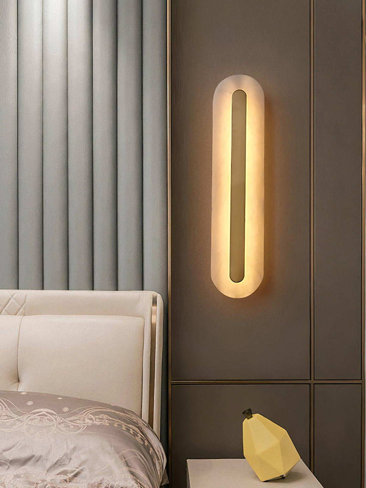 Wall Lamp Modern Alabaster with Integrated LED and Brass Finish
