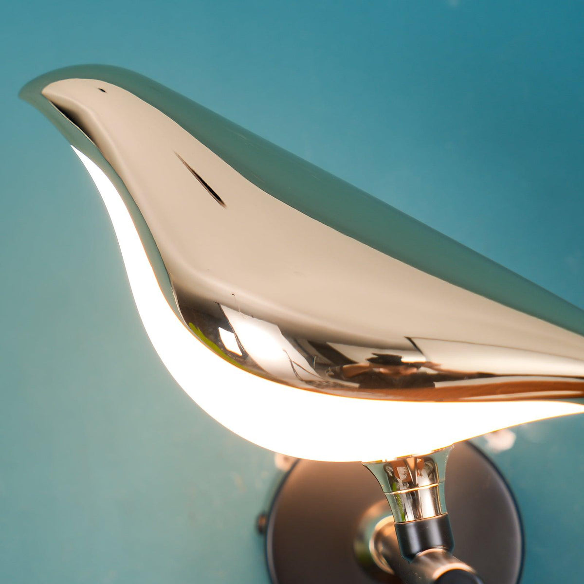 Wall Lamp Modern Bird Shape with Integrated LED and Warm Light