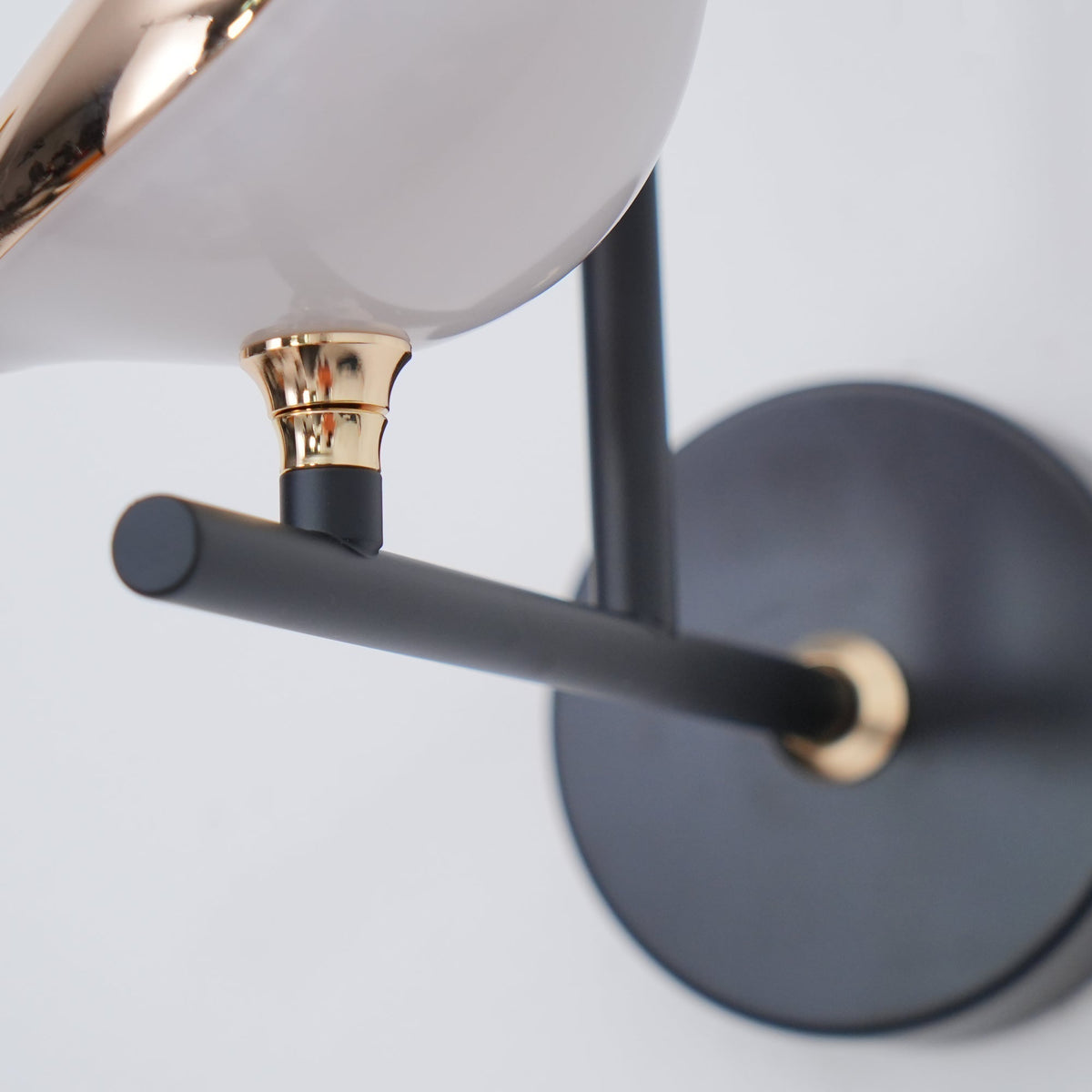 Wall Lamp Modern Bird Shape with Integrated LED and Warm Light